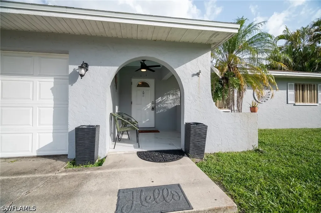 4636 25th Avenue SW Naples FL 34116