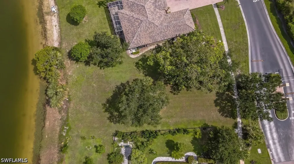 2990 Orange Grove Trail Naples FL 34120