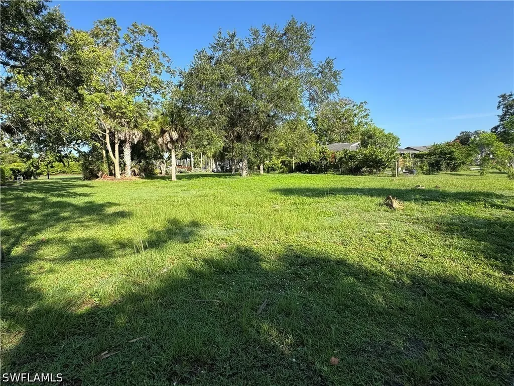 2990 Orange Grove Trail Naples FL 34120
