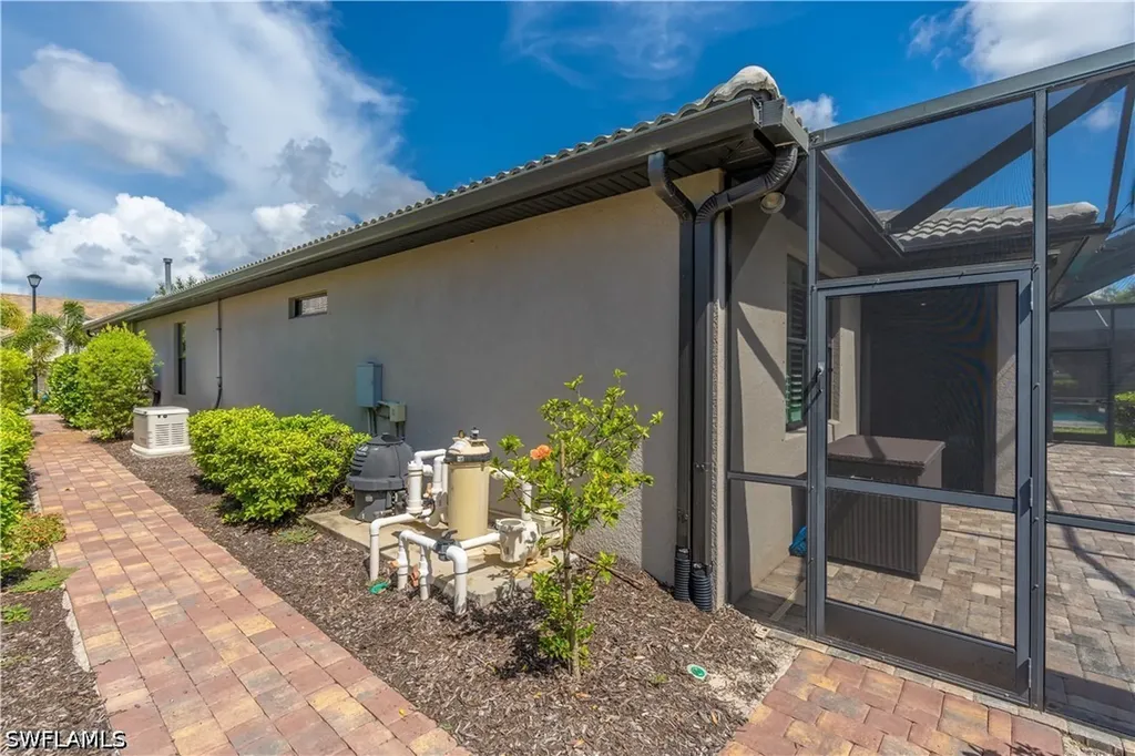 7473 Winding Cypress Drive Naples FL 34114