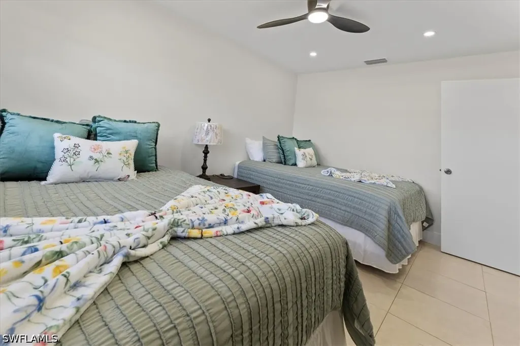 2250 Poinciana Street Naples FL 34105