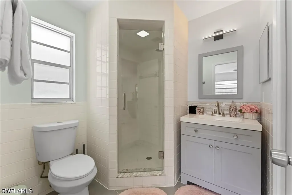 2250 Poinciana Street Naples FL 34105