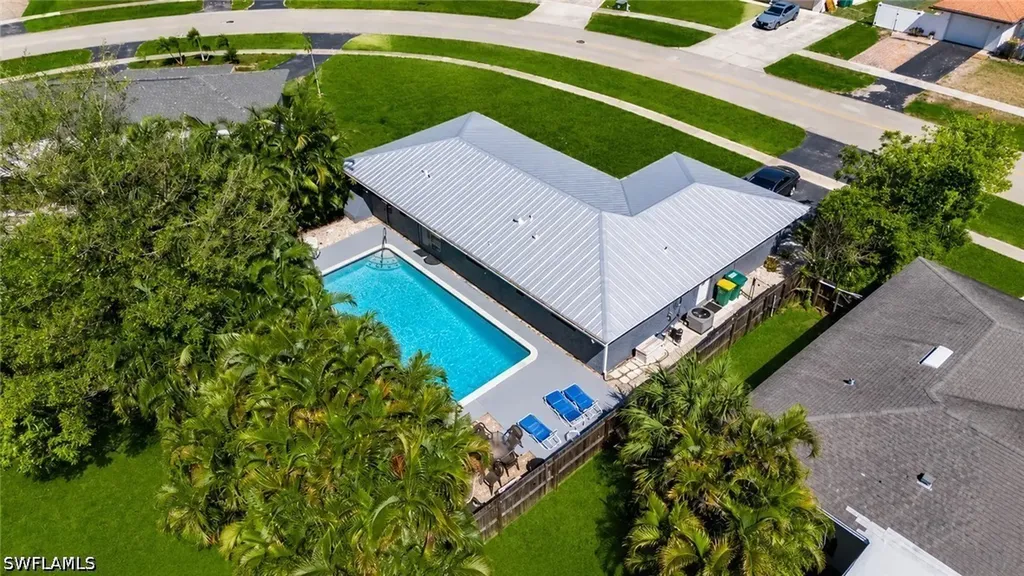 2250 Poinciana Street Naples FL 34105