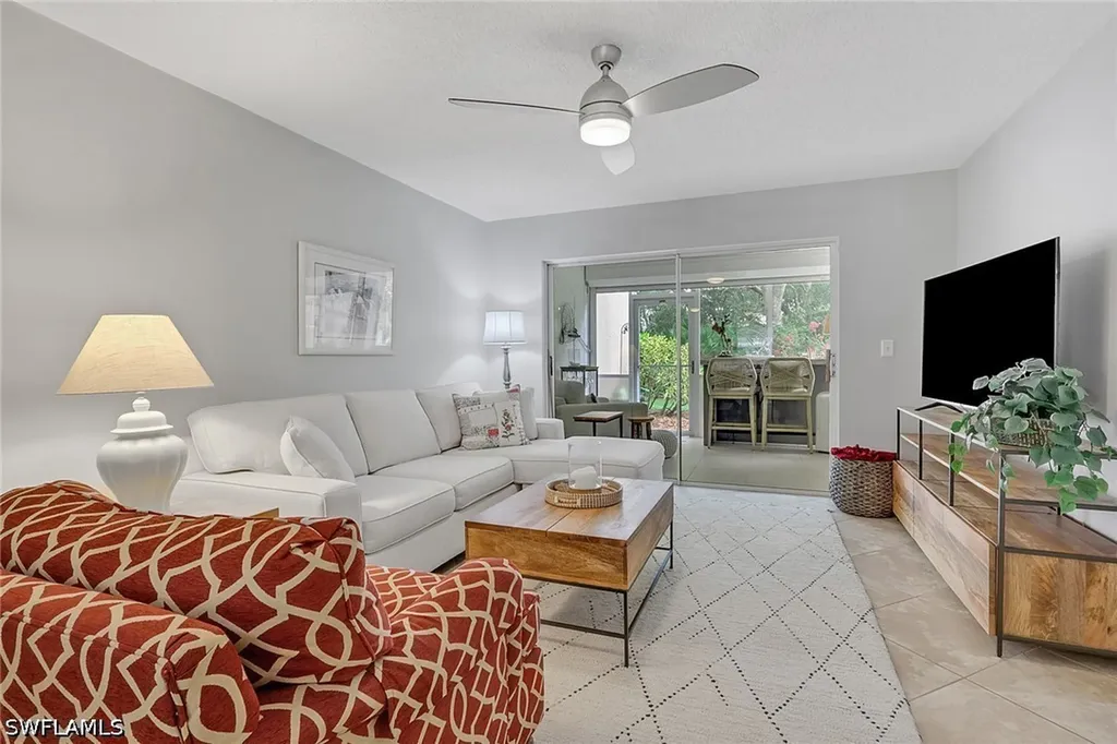 Bonita Springs FL, 3960 Leeward Passage Court, Unit 104