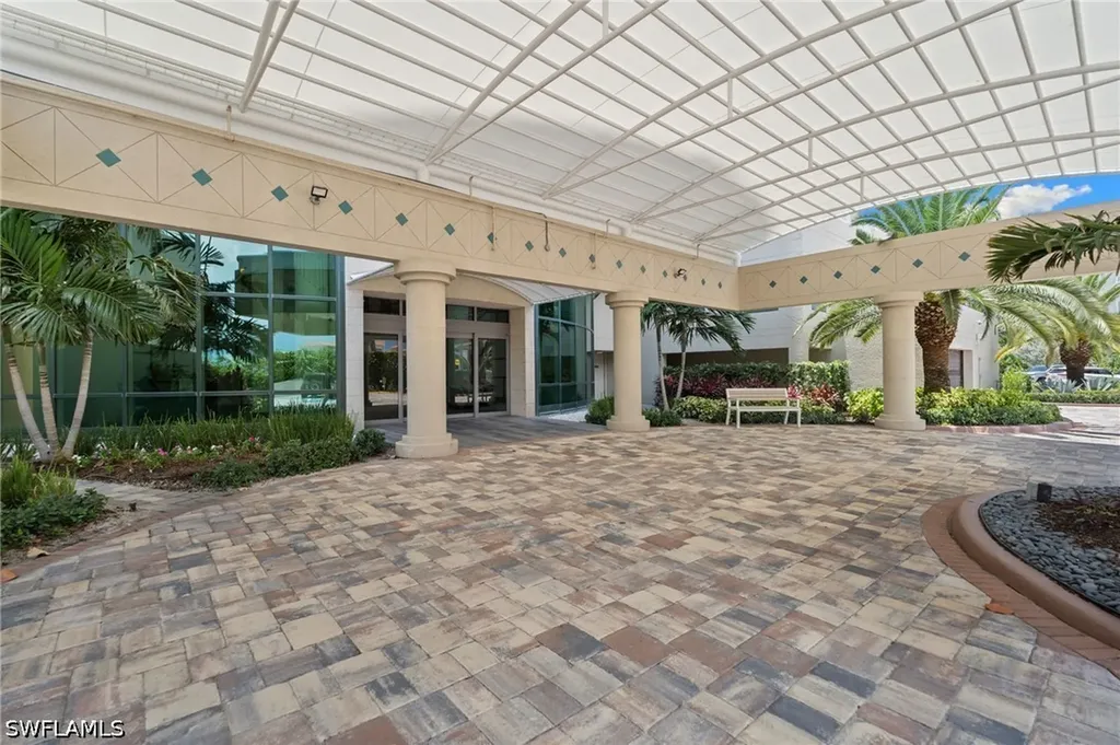 3971 Gulf Shore Boulevard N Naples FL 34103