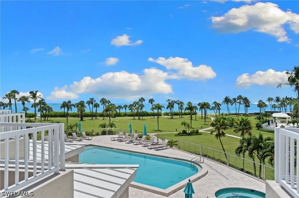 3971 Gulf Shore Boulevard N Naples FL 34103