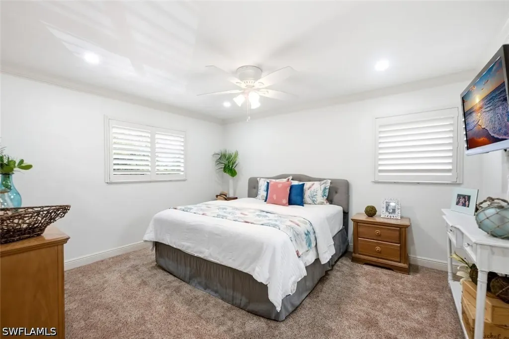 1549 Sandpiper Street Naples FL 34102