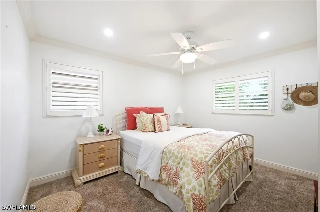 1549 Sandpiper Street Naples FL 34102