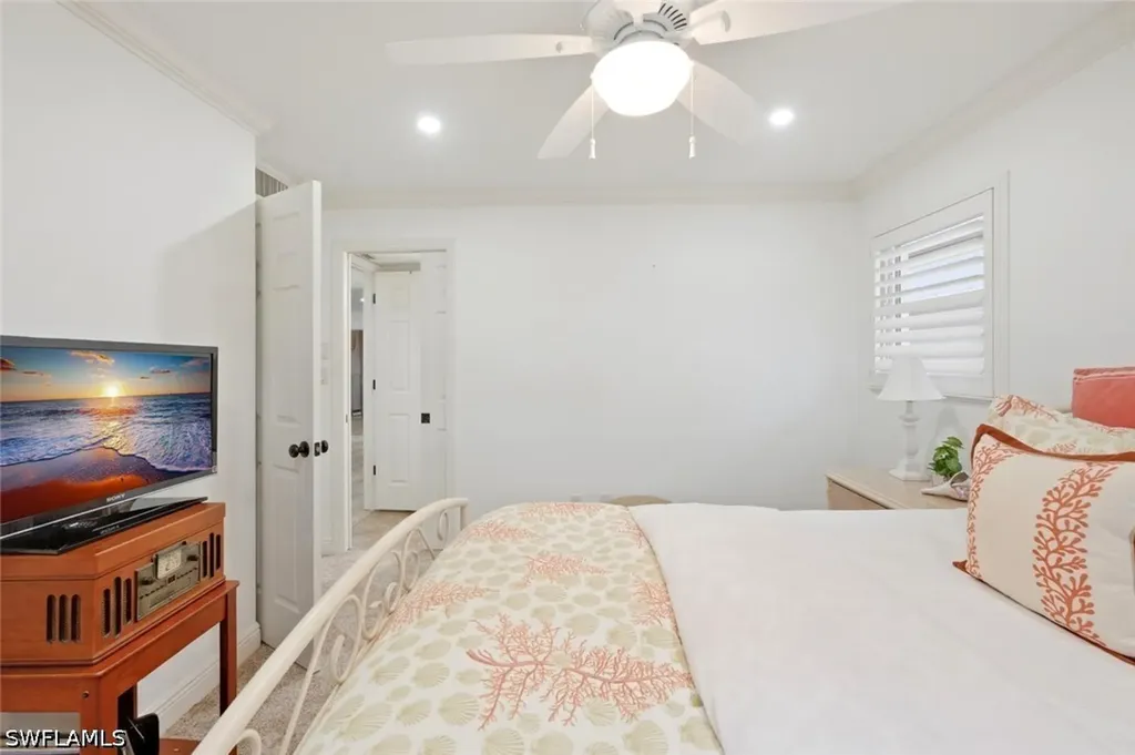 1549 Sandpiper Street Naples FL 34102