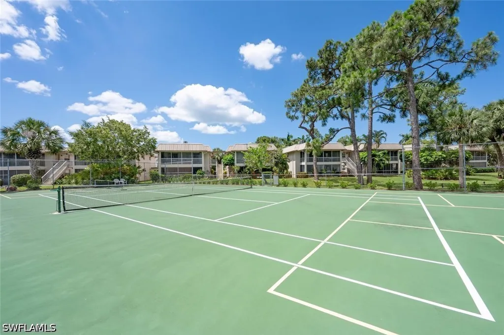 1549 Sandpiper Street Naples FL 34102