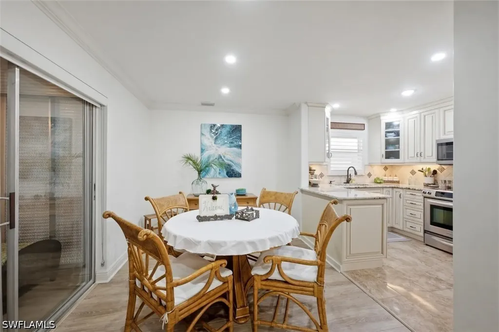 1549 Sandpiper Street Naples FL 34102