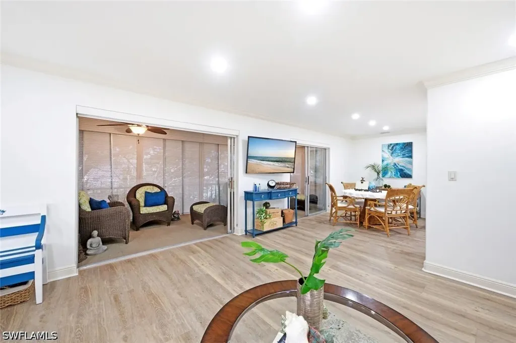 1549 Sandpiper Street Naples FL 34102