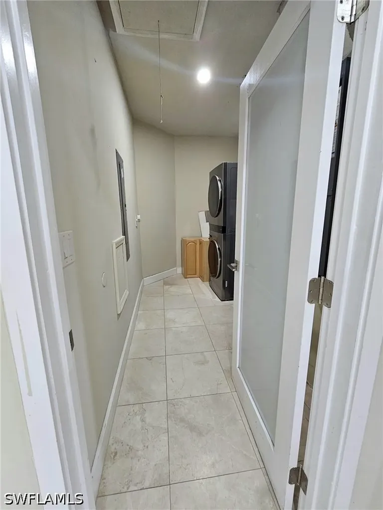 41 33rd Avenue NE Naples FL 34120