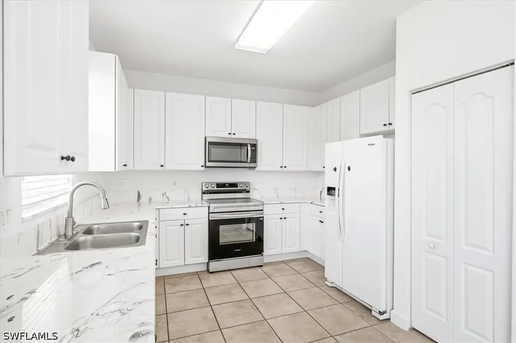 7070 Venice Way Naples FL 34119