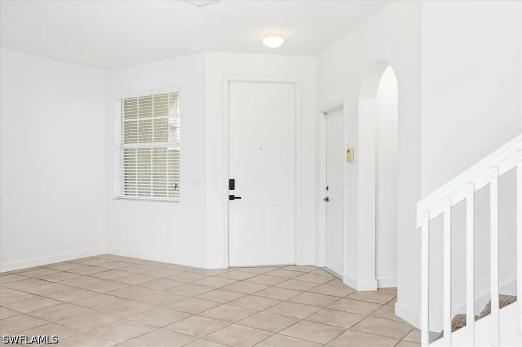 7070 Venice Way Naples FL 34119