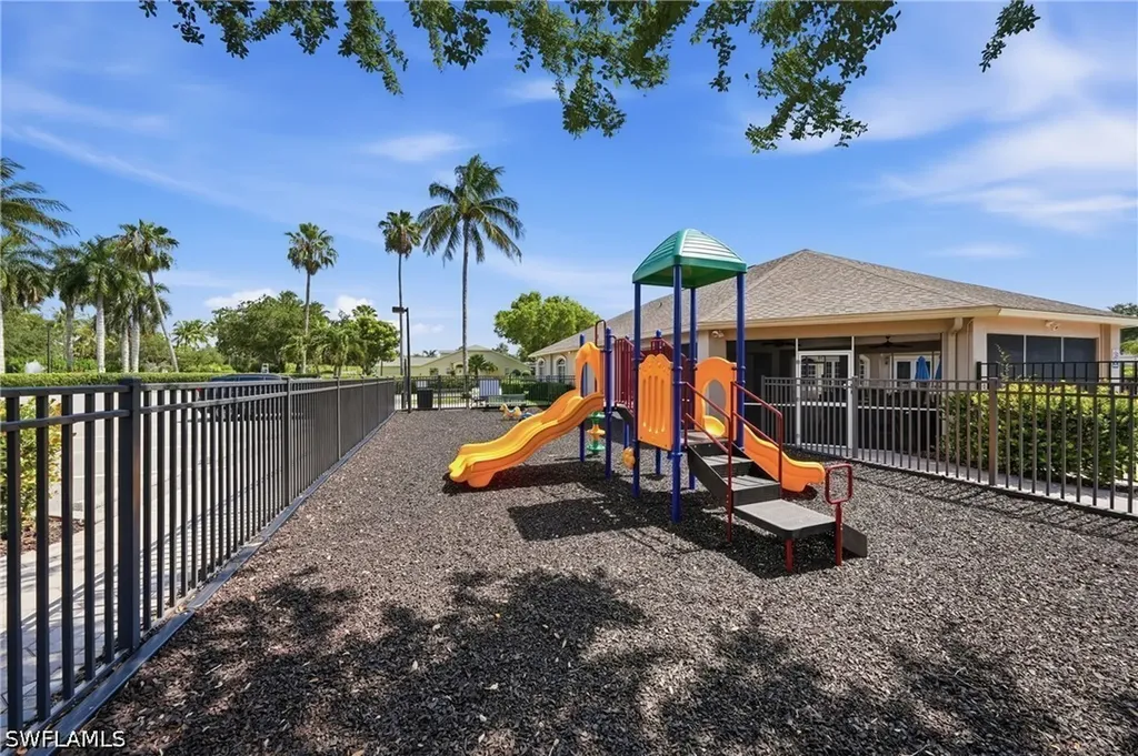 8018 Tauren Court Naples FL 34119