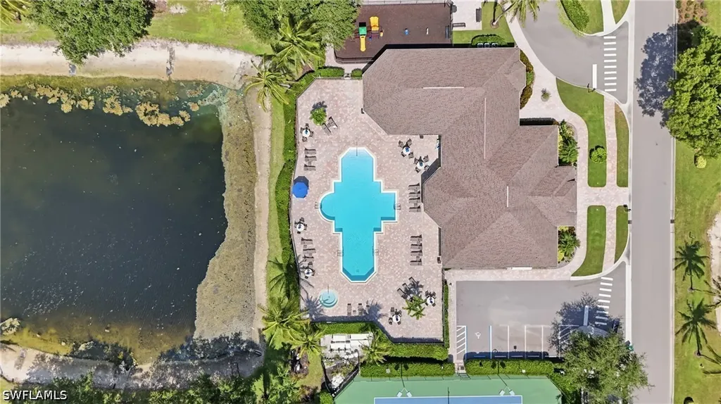 8018 Tauren Court Naples FL 34119