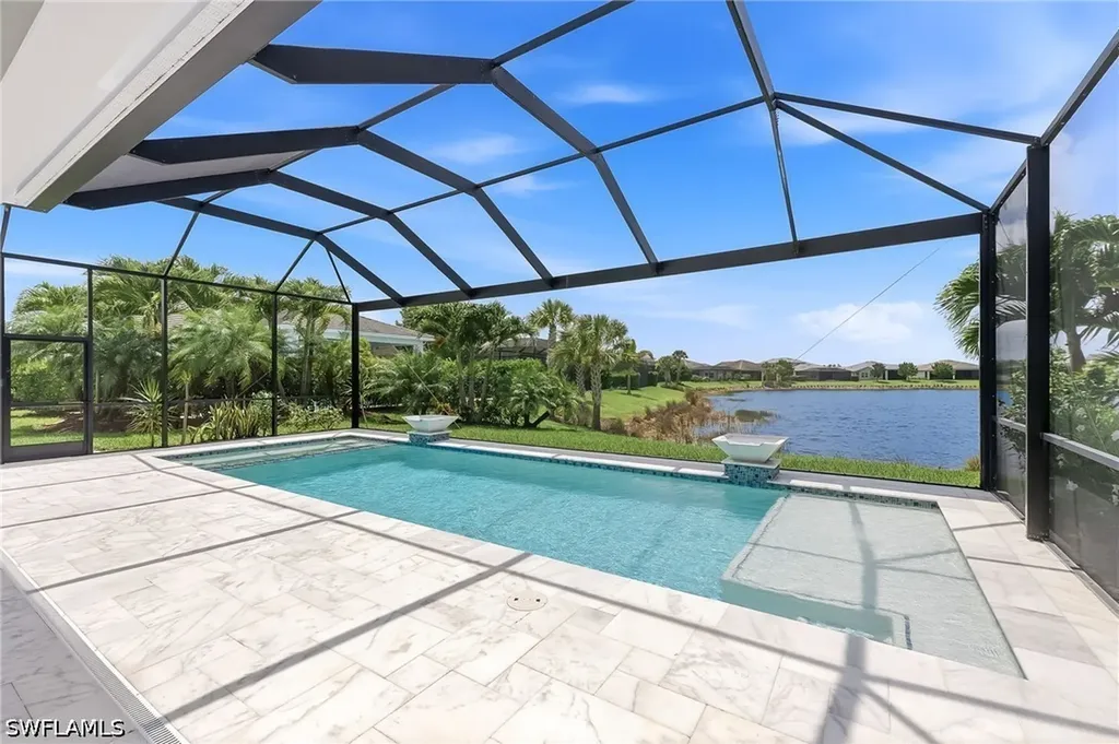 8980 Mustique Lane Naples FL 34114
