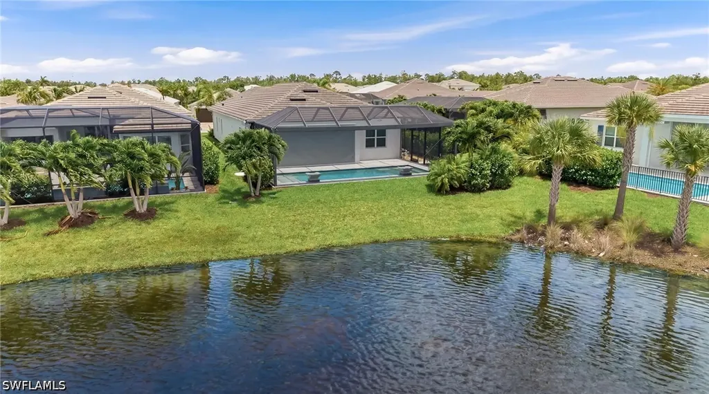8980 Mustique Lane Naples FL 34114