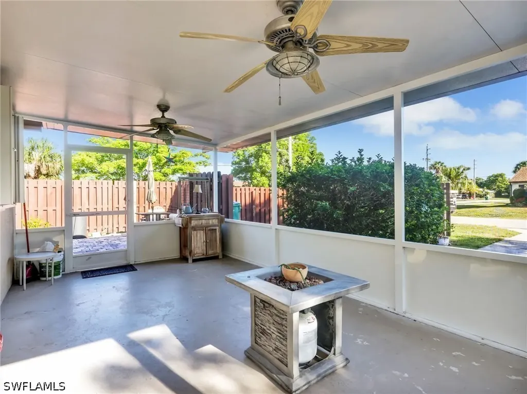 800 102nd Avenue N Naples FL 34108