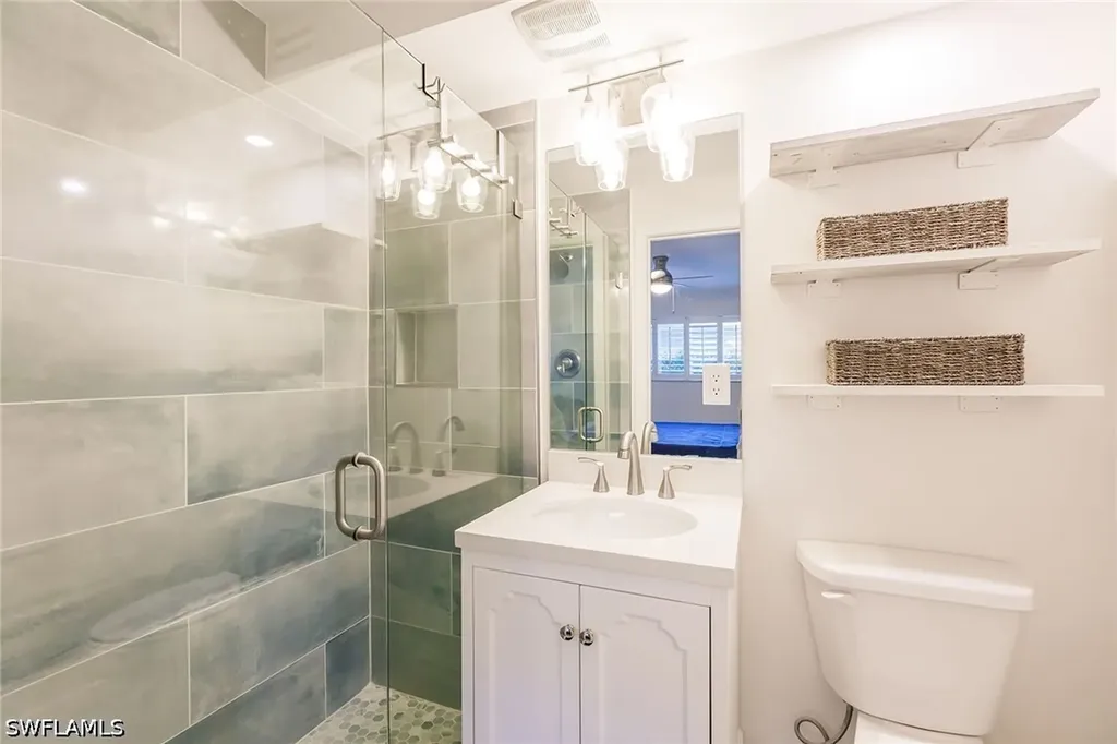 527 Broad Avenue S Naples FL 34102