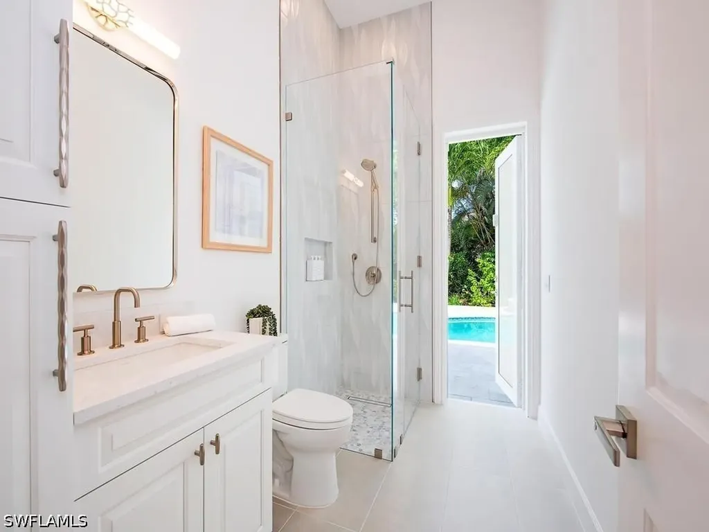 2363 Crayton Road Naples FL 34103