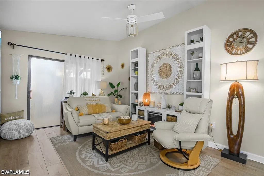 5266 Cedarbend Drive Fort Myers FL 33919