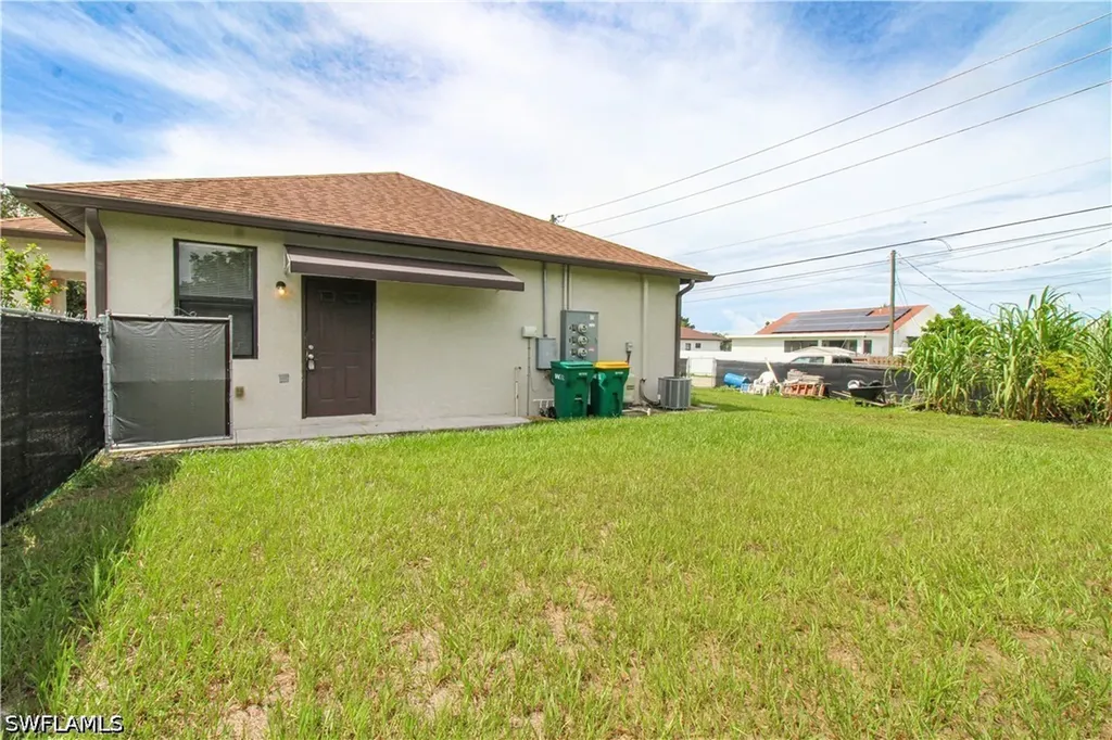 2861 Tropicana Boulevard Naples FL 34116