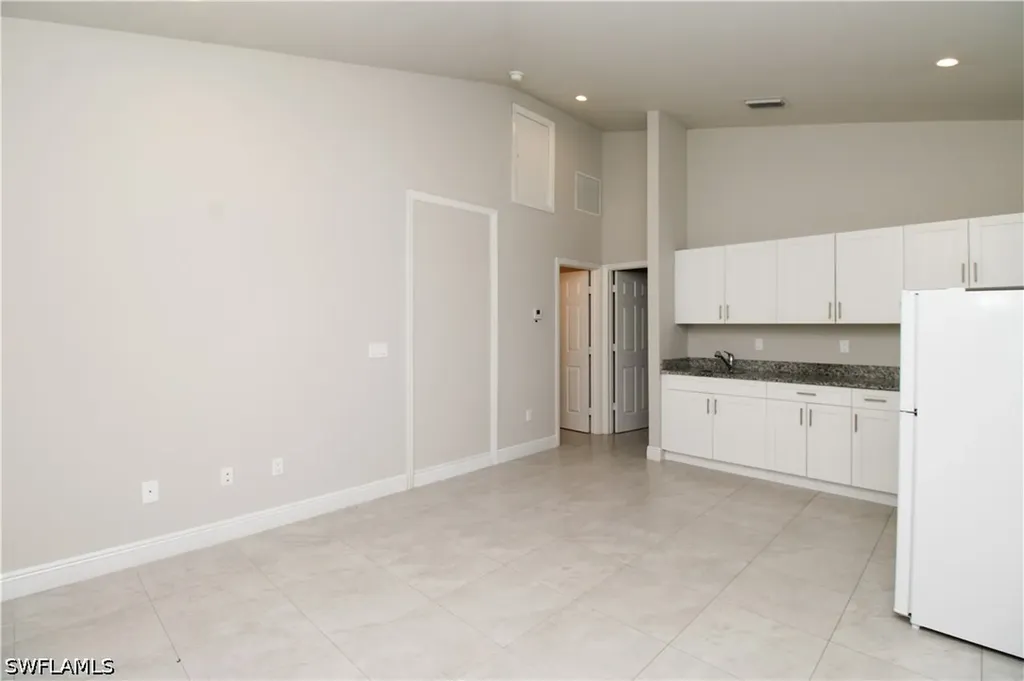 2861 Tropicana Boulevard Naples FL 34116