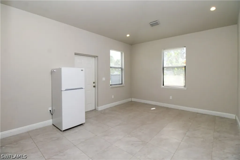 2861 Tropicana Boulevard Naples FL 34116