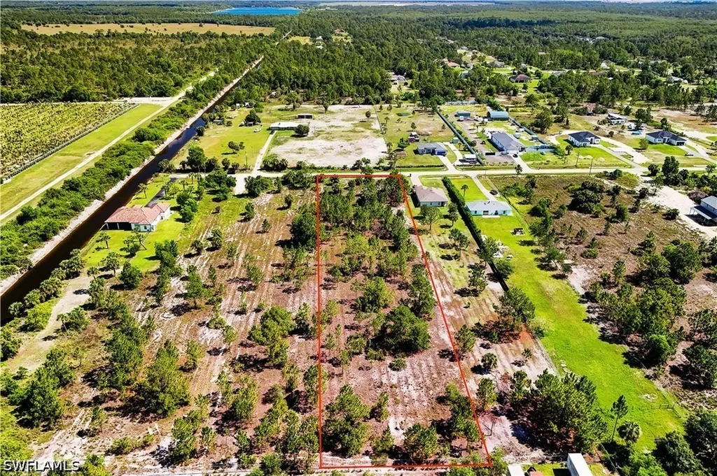 2306 56th Avenue NE Naples FL 34120