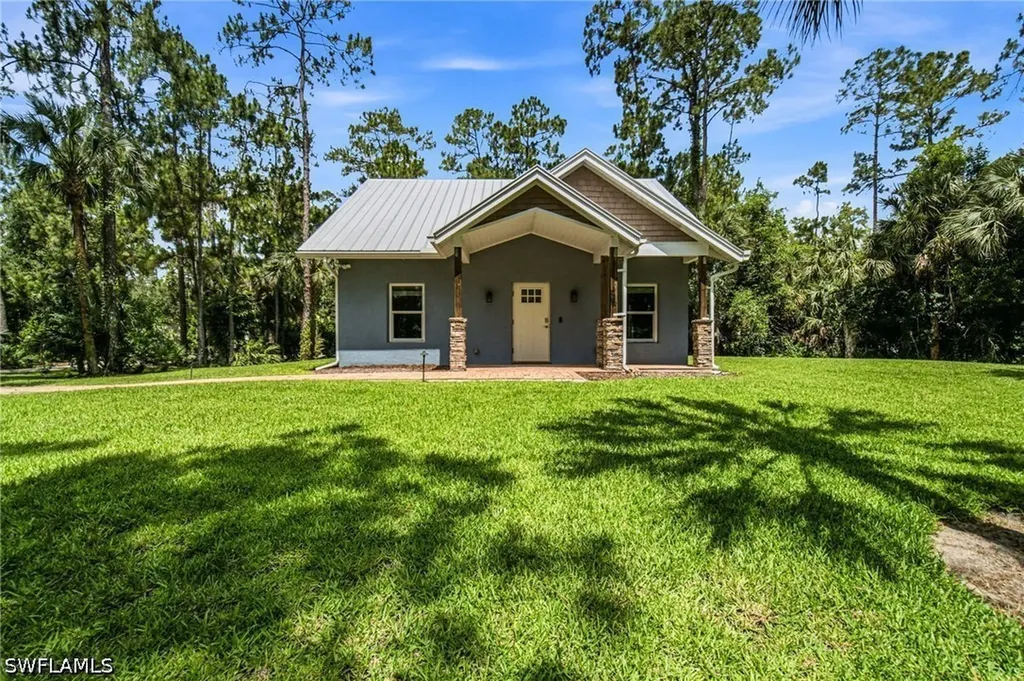 2053 17th Street SW Naples FL 34117