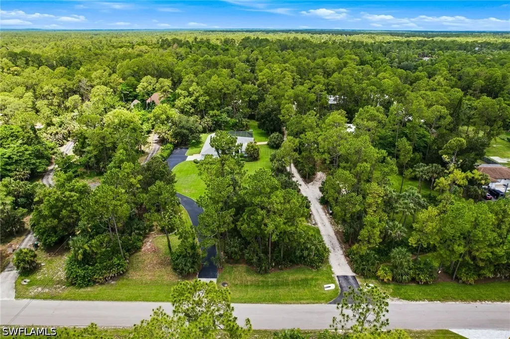 2053 17th Street SW Naples FL 34117