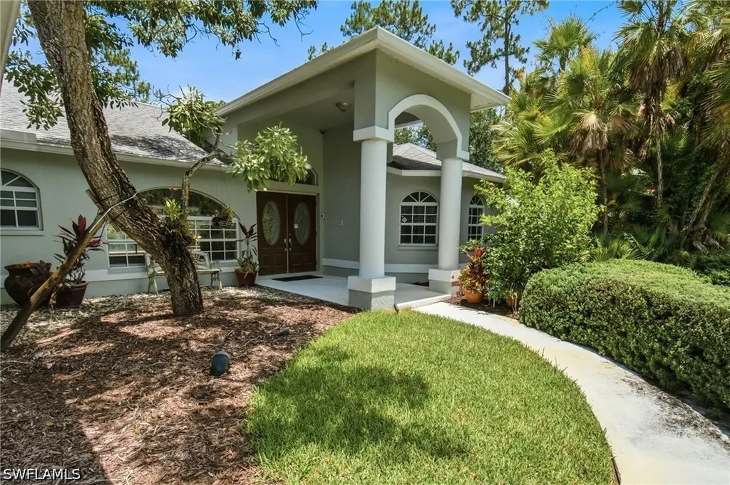 2053 17th Street SW Naples FL 34117