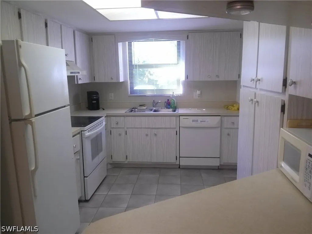 4963 Pepper Circle Naples FL 34113