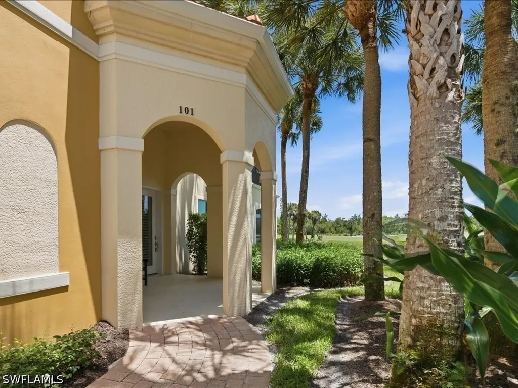 1446 Borghese Lane Naples FL 34114