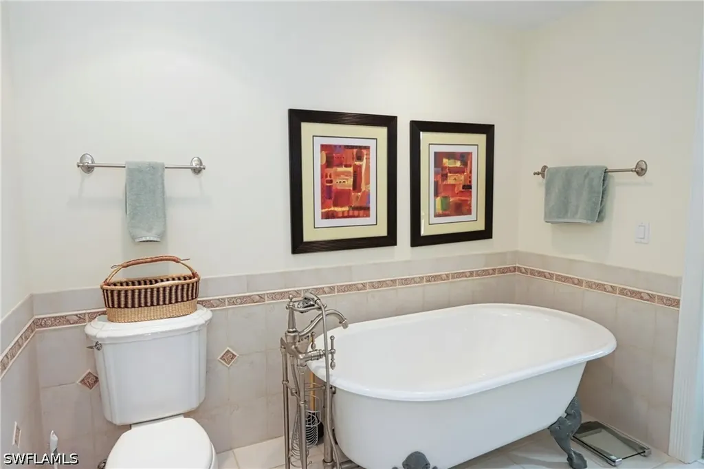 640 2nd Street S Naples FL 34102