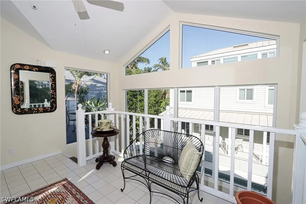 640 2nd Street S Naples FL 34102