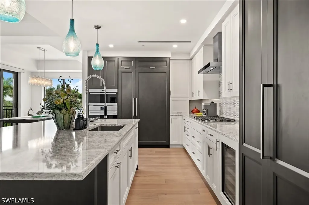 1130 3rd Avenue S Naples FL 34102