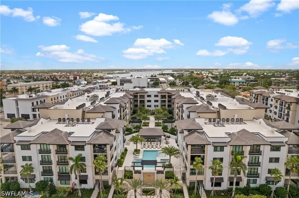 1130 3rd Avenue S Naples FL 34102