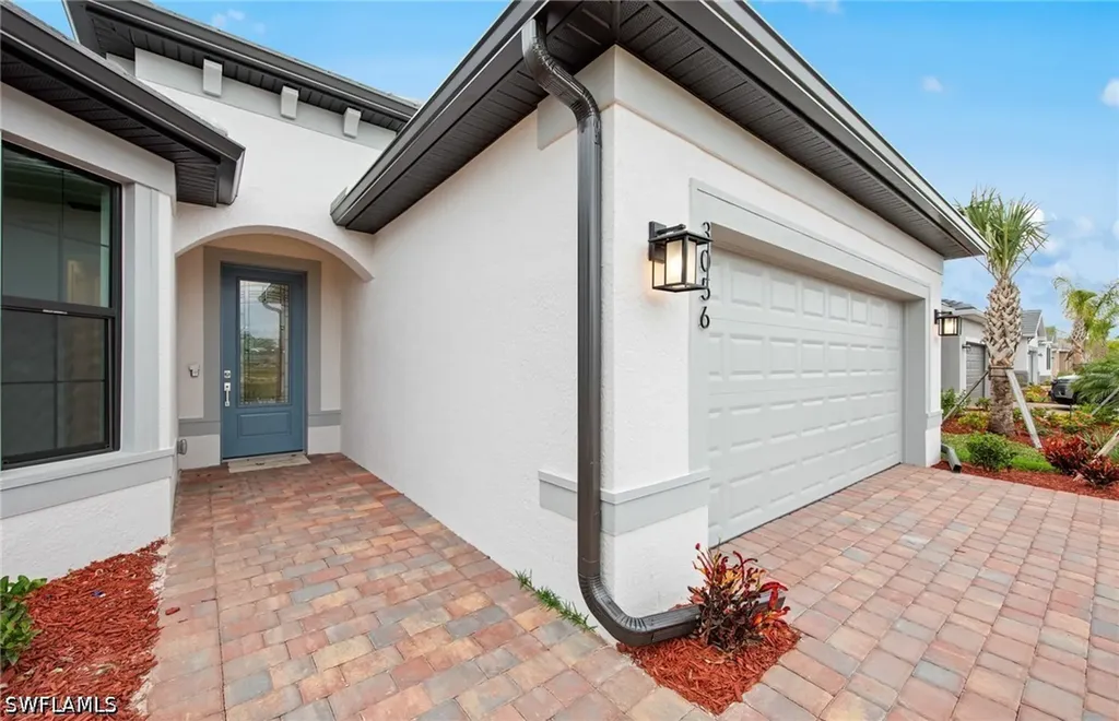16621 Ash Grove Lane Alva FL 33920