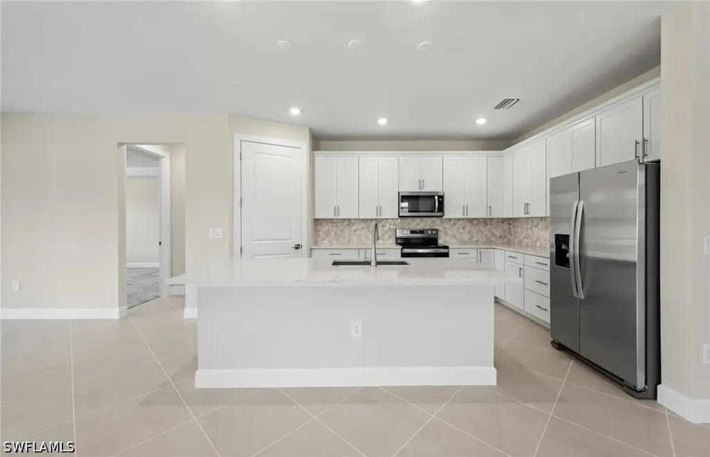 16621 Ash Grove Lane Alva FL 33920