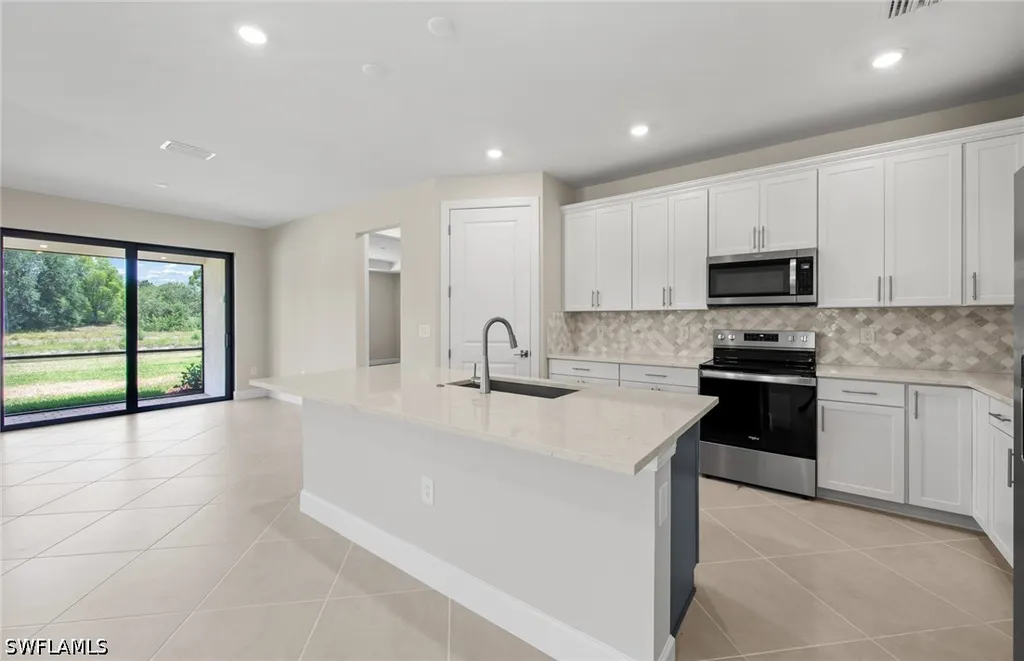 16621 Ash Grove Lane Alva FL 33920