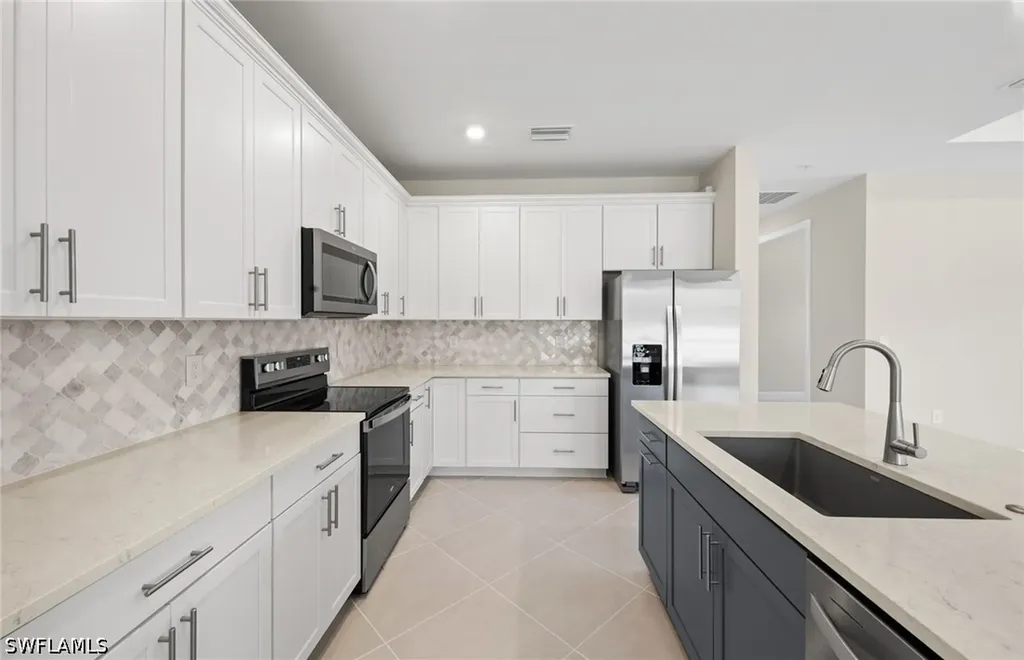 16621 Ash Grove Lane Alva FL 33920