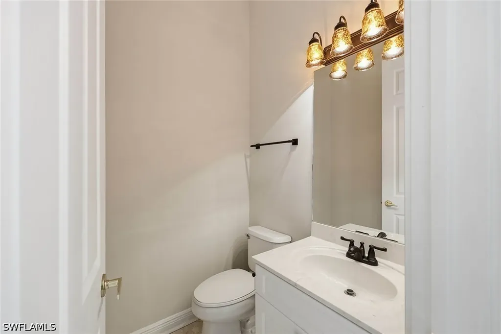25820 Creekbend Drive Bonita Springs FL 34135