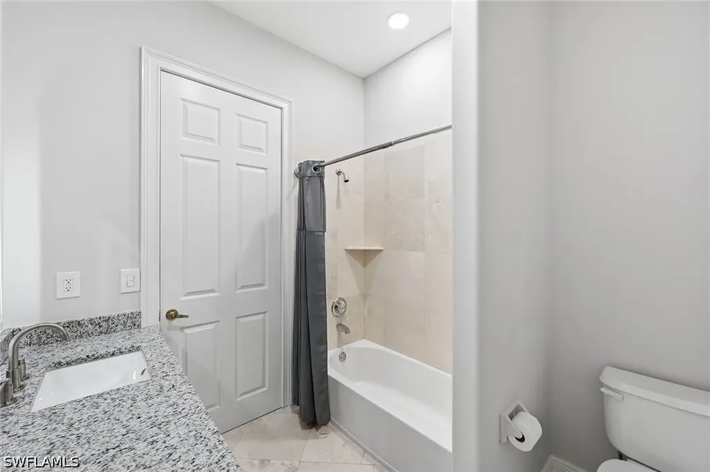 25820 Creekbend Drive Bonita Springs FL 34135