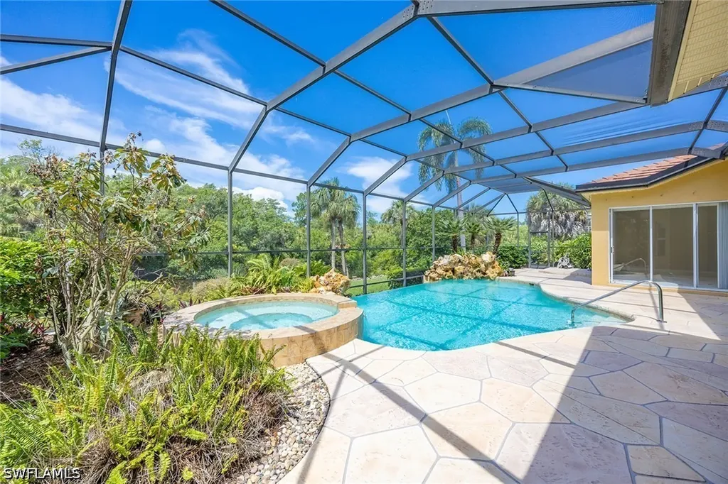 25820 Creekbend Drive Bonita Springs FL 34135