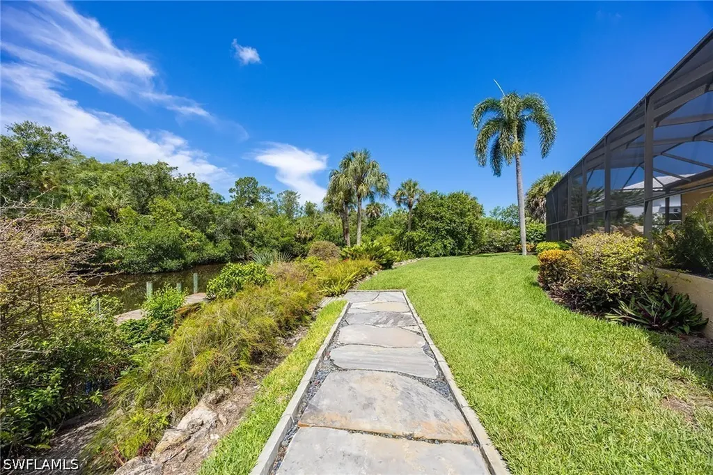 25820 Creekbend Drive Bonita Springs FL 34135