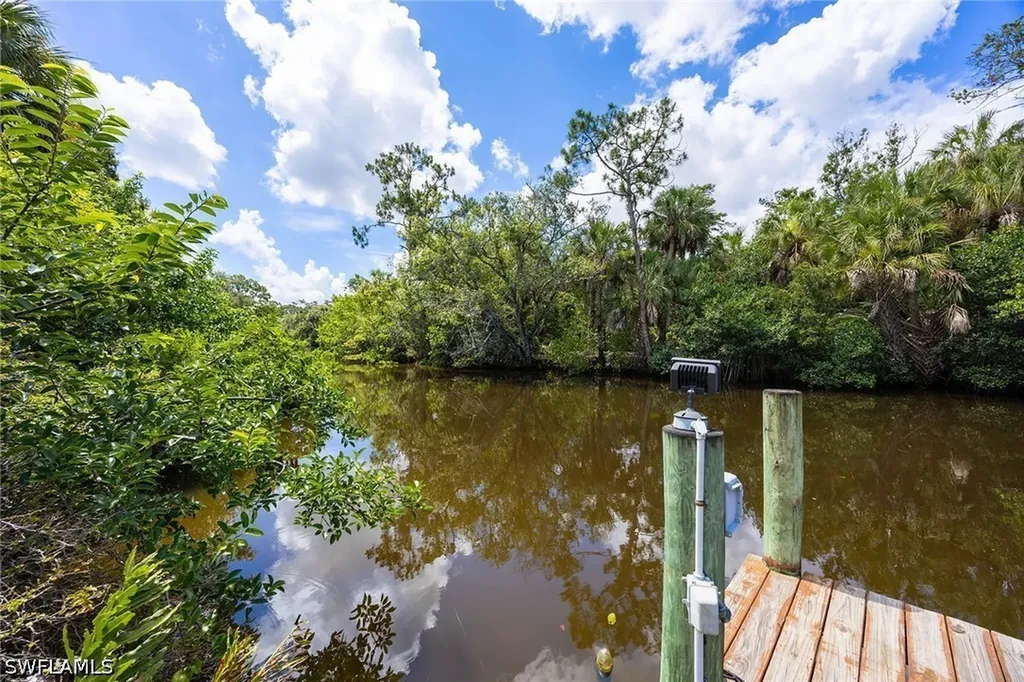 25820 Creekbend Drive Bonita Springs FL 34135
