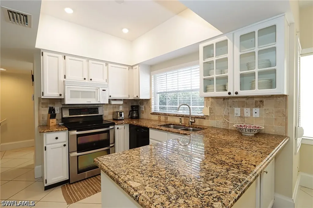 5916 Chanteclair Drive Naples FL 34108